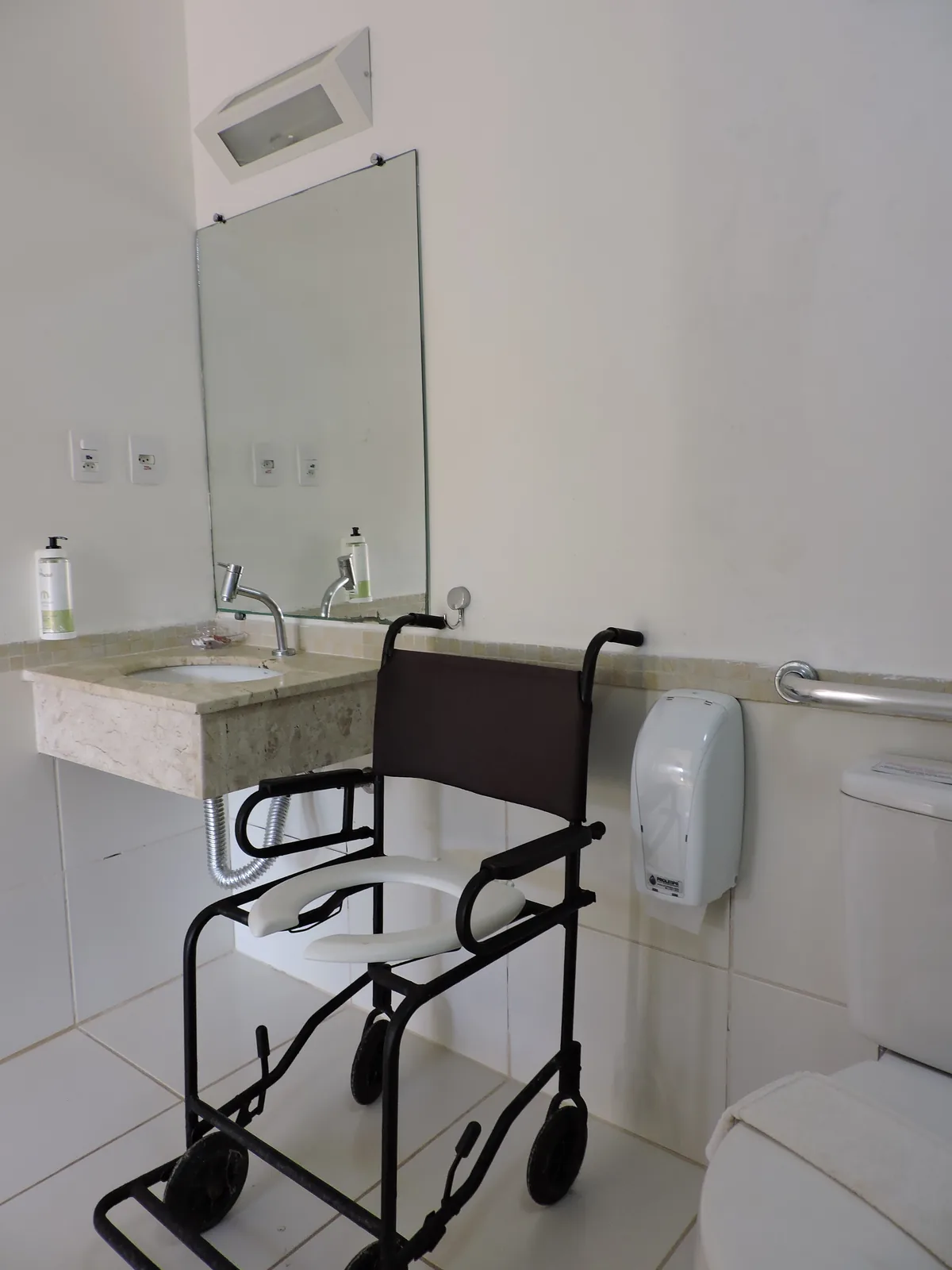 Suíte Standard PcD · acessível